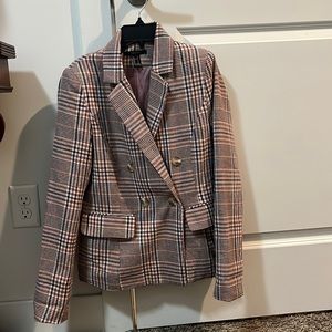 Plaid blazer. Forever 21.